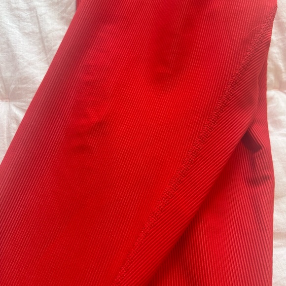Beach Riot Cara rib legging in Red - Picture 3 of 5